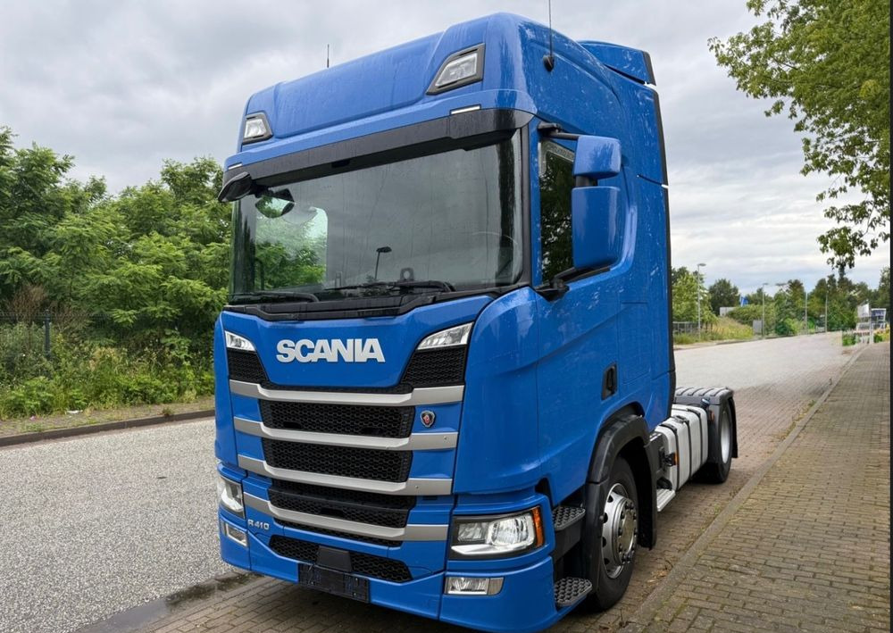 Scania R410 RETARDER FULL LED 2 ZBIORNIKI / KLIMA POSTOJOWA / VIRTUAL COCPIT z Niemiec - Trekker: afbeelding 2 Scania R410 RETARDER FULL LED 2 ZBIORNIKI / KLIMA POSTOJOWA / VIRTUAL COCPIT z Niemiec - Trekker: afbeelding 2