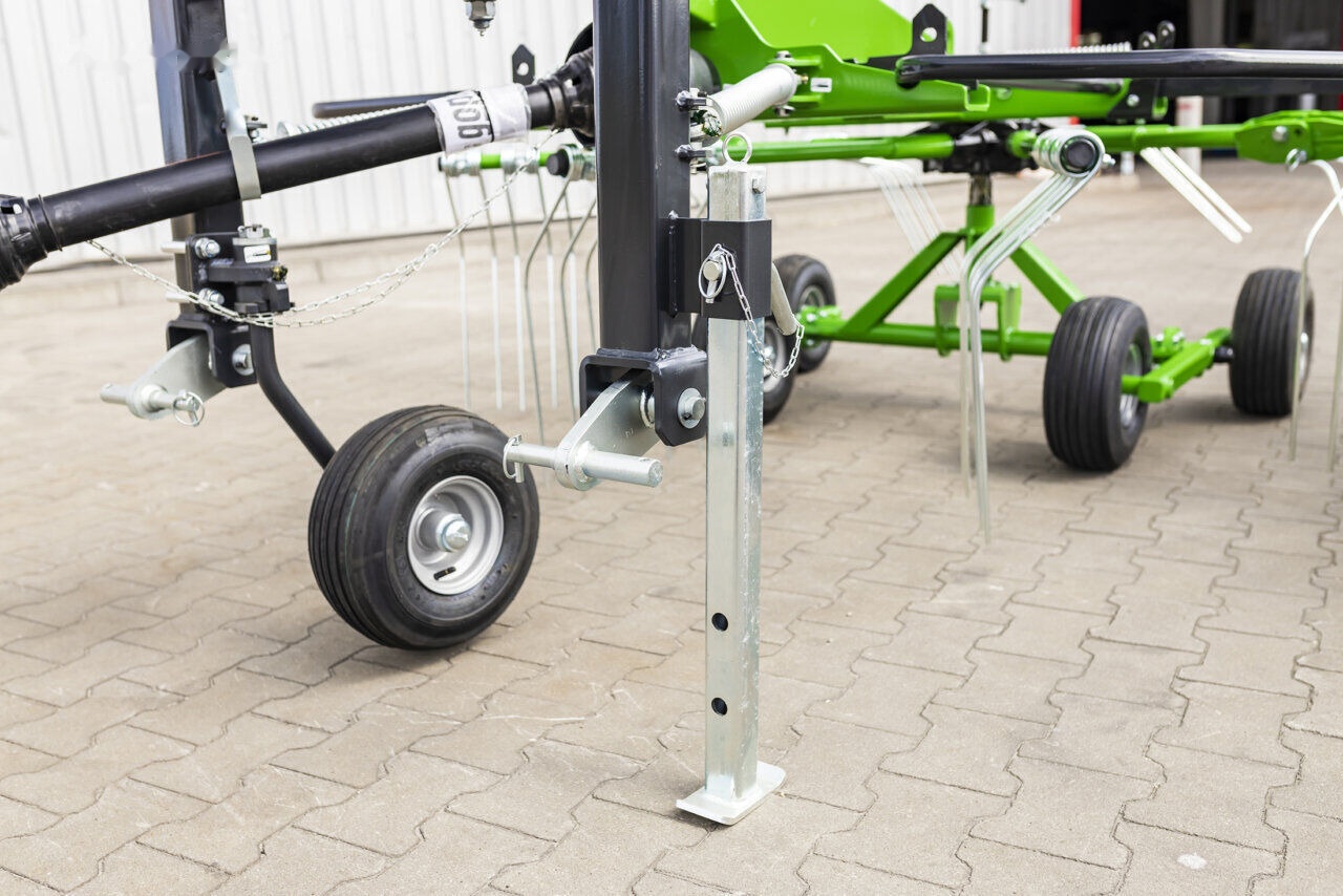 Talex Zgrabiarka karuzelowa zawieszana 4,2m Spyder - Hooischudder: afbeelding 3 Talex Zgrabiarka karuzelowa zawieszana 4,2m Spyder - Hooischudder: afbeelding 3