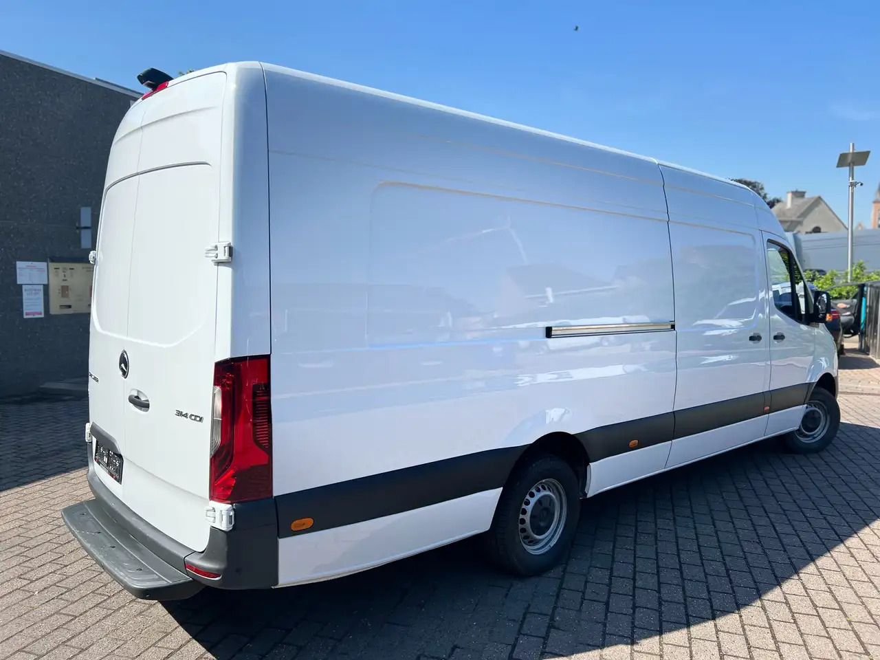 Mercedes-Benz Sprinter 314 L4H2 (31.500€ex)NAVI CAMERA 360° COMFORT - Gesloten bestelwagen: afbeelding 4 Mercedes-Benz Sprinter 314 L4H2 (31.500€ex)NAVI CAMERA 360° COMFORT - Gesloten bestelwagen: afbeelding 4