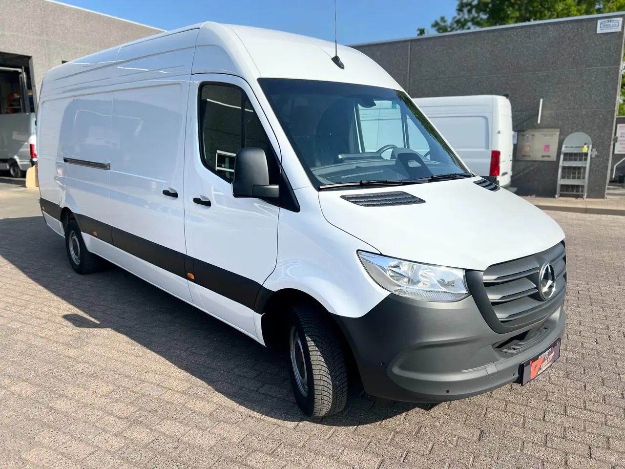 Mercedes-Benz Sprinter 317 L3H2 PRO (35.950ex) FACELIFT |CAMERA| 11" MBUX - Gesloten bestelwagen: afbeelding 3 Mercedes-Benz Sprinter 317 L3H2 PRO (35.950ex) FACELIFT |CAMERA| 11" MBUX - Gesloten bestelwagen: afbeelding 3