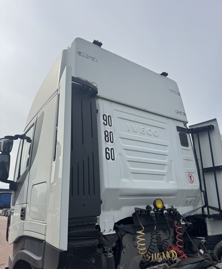 IVECO STRALIS HI-WAY E6 truck - Cabine voor Vrachtwagen: afbeelding 3 IVECO STRALIS HI-WAY E6 truck - Cabine voor Vrachtwagen: afbeelding 3