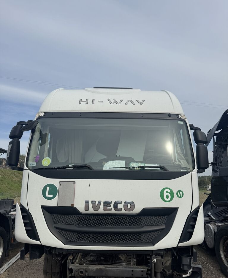 IVECO STRALIS HI-WAY E6 truck - Cabine voor Vrachtwagen: afbeelding 1 IVECO STRALIS HI-WAY E6 truck - Cabine voor Vrachtwagen: afbeelding 1