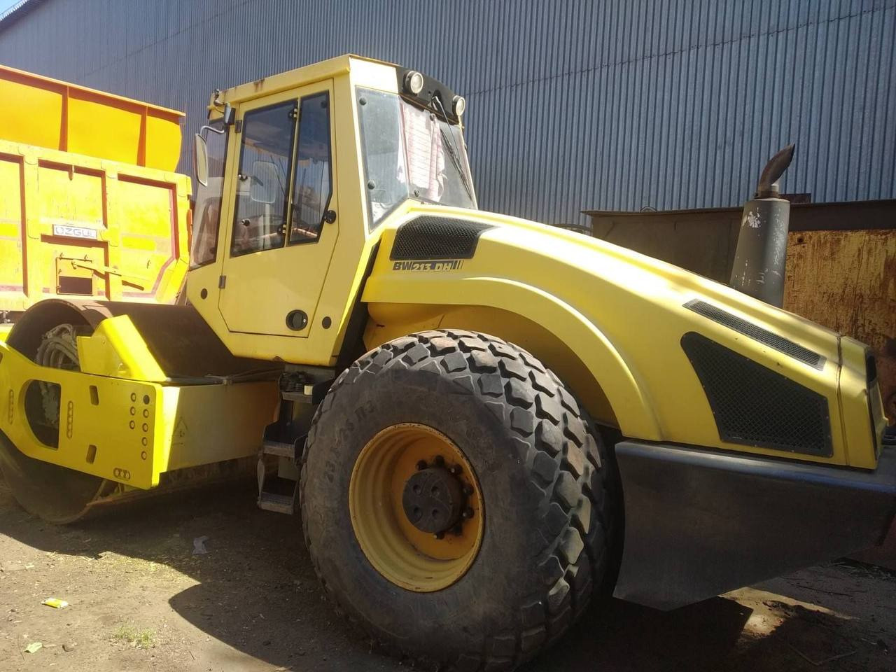 BOMAG BW 213 DH-4 - Schapenpootwals/ Grondverdichter: afbeelding 1 BOMAG BW 213 DH-4 - Schapenpootwals/ Grondverdichter: afbeelding 1