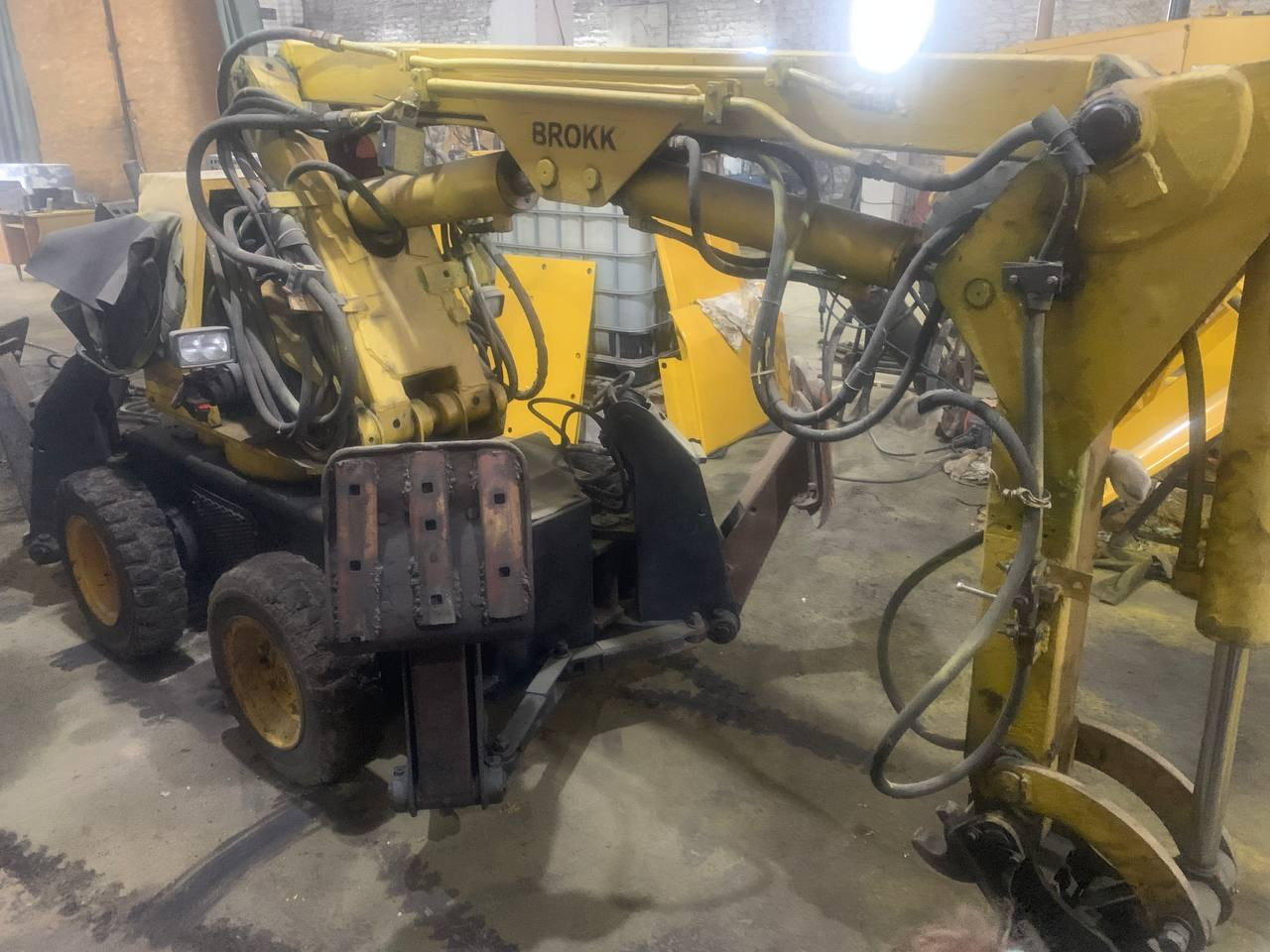 Brokk 250 - Minigraafmachine: afbeelding 4 Brokk 250 - Minigraafmachine: afbeelding 4