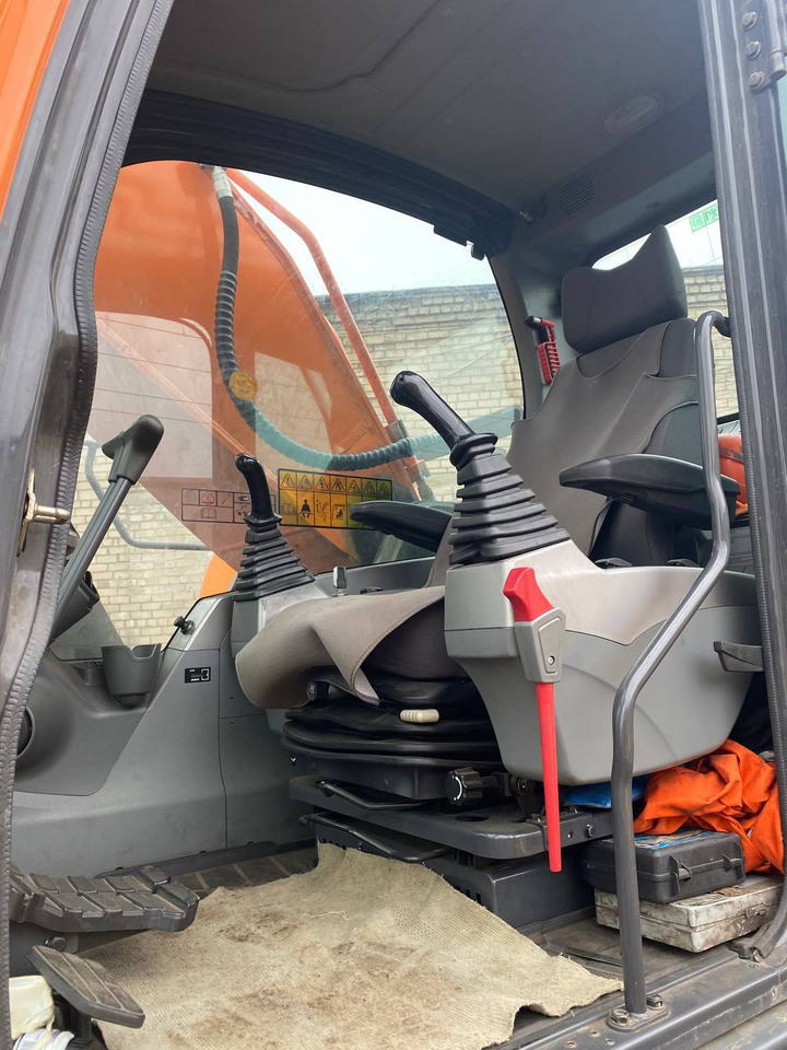 DOOSAN DX 340LCA - Rupsgraafmachine: afbeelding 2 DOOSAN DX 340LCA - Rupsgraafmachine: afbeelding 2
