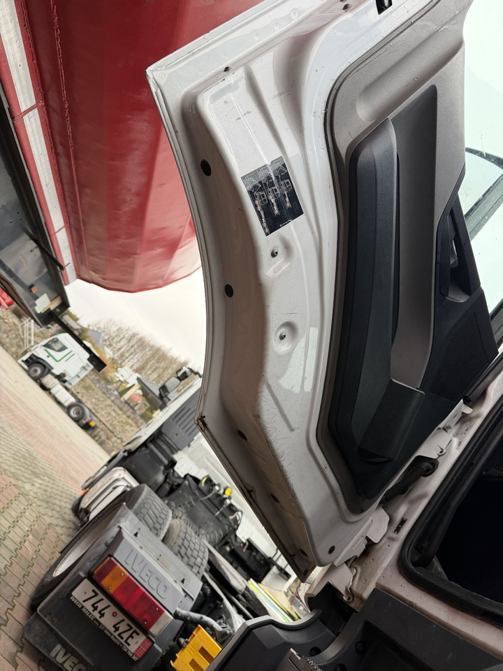 Mercedes Actros MP 4 Antos Arocs Budowlanka - Deur en onderdelen voor Vrachtwagen: afbeelding 4 Mercedes Actros MP 4 Antos Arocs Budowlanka - Deur en onderdelen voor Vrachtwagen: afbeelding 4