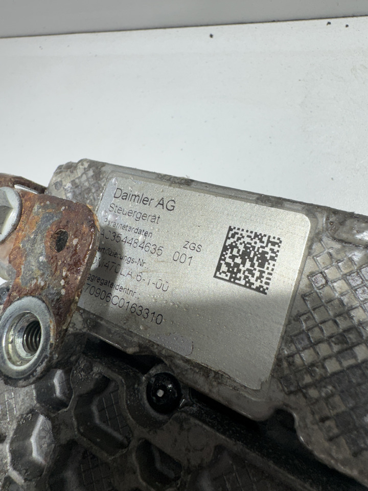 Mercedes Antos Actros MP4 - ECU voor Vrachtwagen: afbeelding 4 Mercedes Antos Actros MP4 - ECU voor Vrachtwagen: afbeelding 4