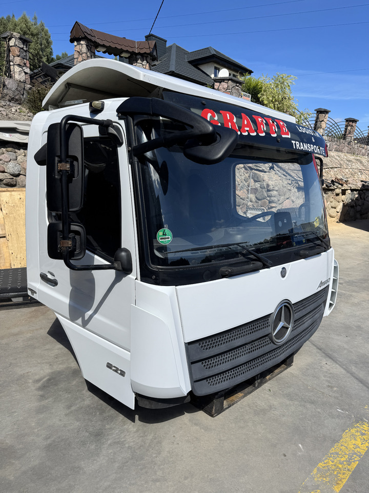 Mercedes Atego III - Cabine: afbeelding 2 Mercedes Atego III - Cabine: afbeelding 2