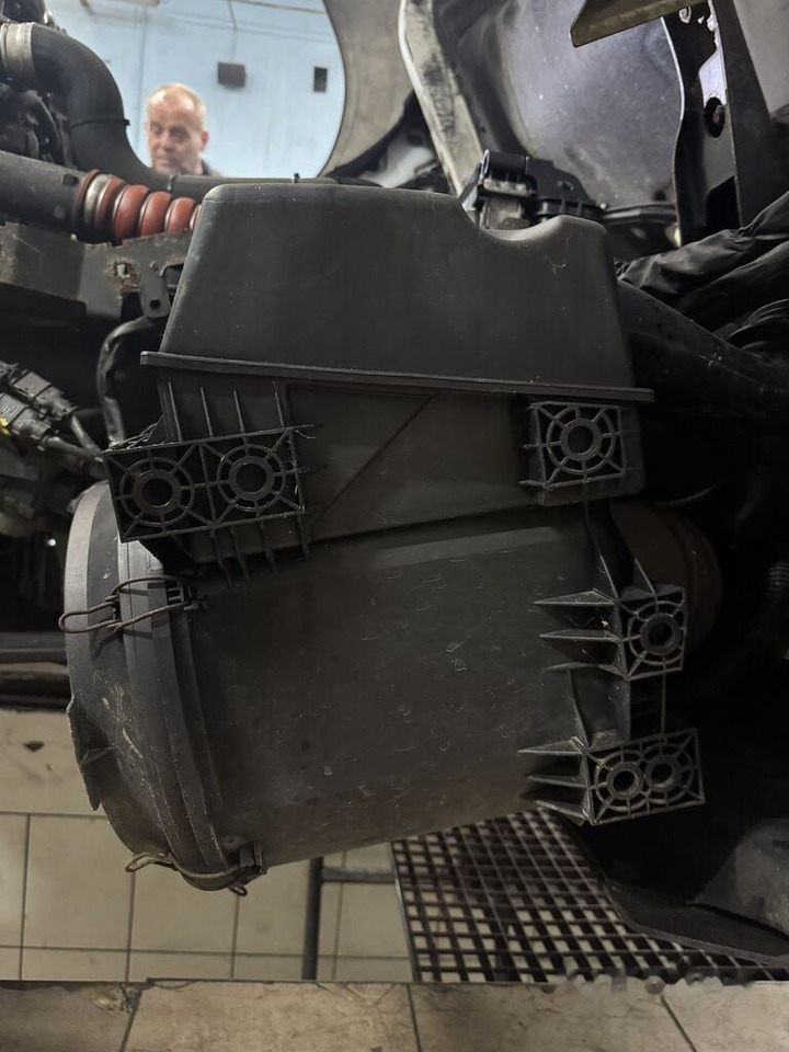 Mercedes-Benz Atego III A9705280705 Mercedes-Benz Atego III - Luchtfilter voor Vrachtwagen: afbeelding 2 Mercedes-Benz Atego III A9705280705 Mercedes-Benz Atego III - Luchtfilter voor Vrachtwagen: afbeelding 2