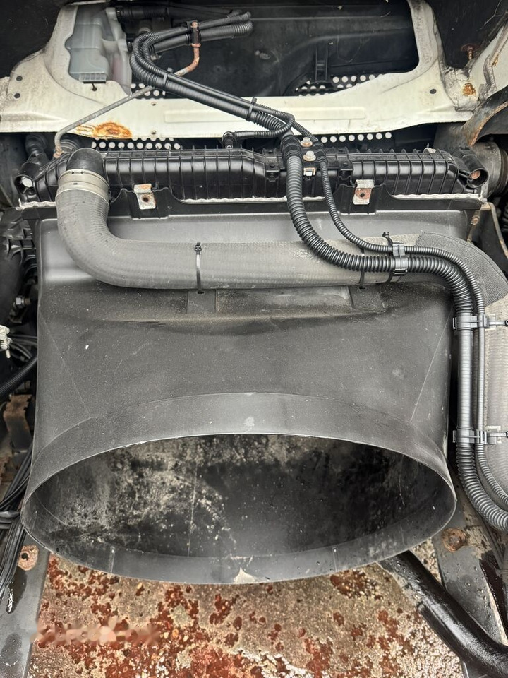 Mercedes-Benz Atego III E6 - Intercooler voor Vrachtwagen: afbeelding 2 Mercedes-Benz Atego III E6 - Intercooler voor Vrachtwagen: afbeelding 2