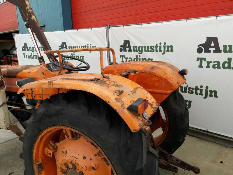 Fiat 450 - Tractor: afbeelding 2 Fiat 450 - Tractor: afbeelding 2