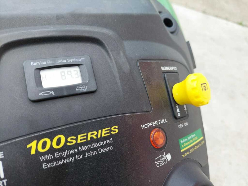 Gazonmaaier John Deere X 135R: afbeelding 10