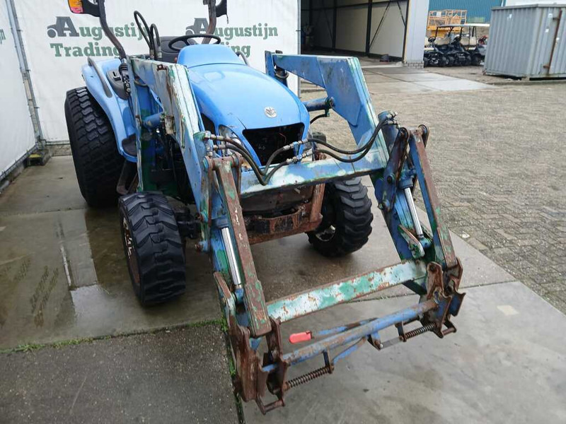 New Holland TC 40 - Tractor: afbeelding 4 New Holland TC 40 - Tractor: afbeelding 4