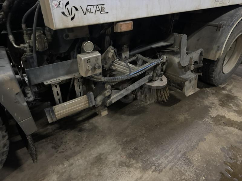 Mercedes Atego 1524 - Veegwagen: afbeelding 4 Mercedes Atego 1524 - Veegwagen: afbeelding 4