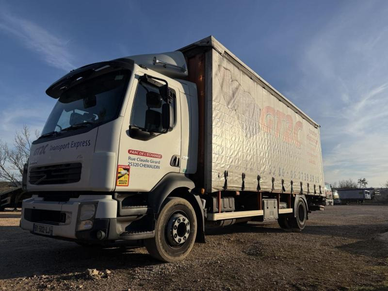 Volvo FL - Schuifzeilen vrachtwagen: afbeelding 2 Volvo FL - Schuifzeilen vrachtwagen: afbeelding 2