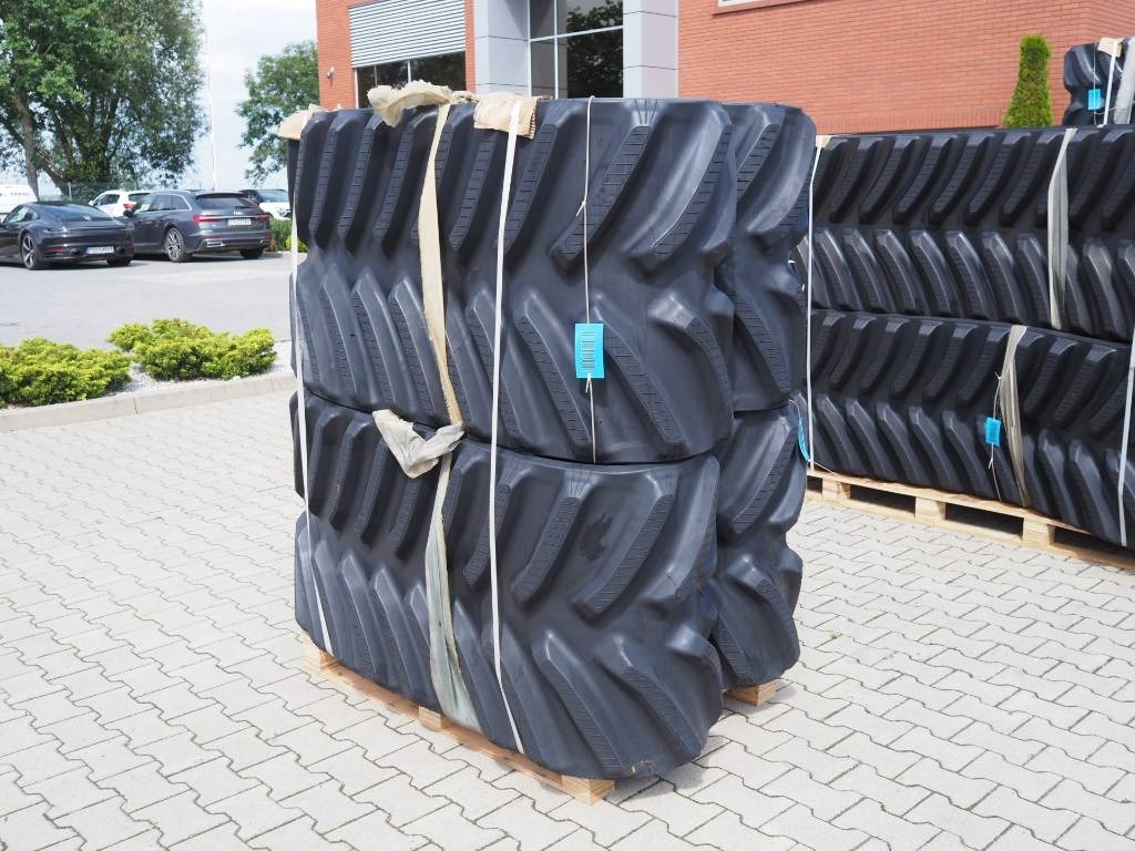 Challenger MT700 / Rubber belt / track / 30" / 762mm - Rupsband voor Landbouwmachine: afbeelding 5 Challenger MT700 / Rubber belt / track / 30" / 762mm - Rupsband voor Landbouwmachine: afbeelding 5