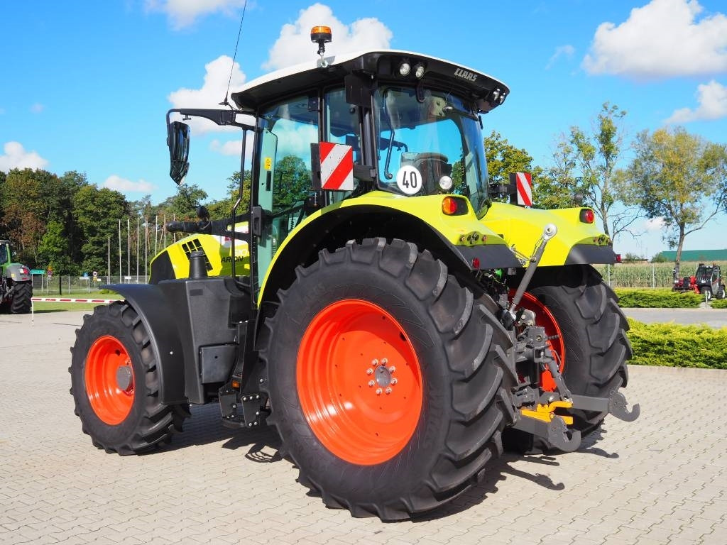 Claas Arion 610 CIS - Tractor: afbeelding 2 Claas Arion 610 CIS - Tractor: afbeelding 2