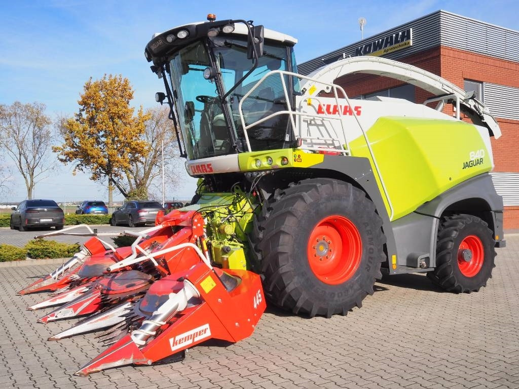 Claas Jaguar 840 4x4 + Kemper 445 - Hakselaar: afbeelding 5 Claas Jaguar 840 4x4 + Kemper 445 - Hakselaar: afbeelding 5