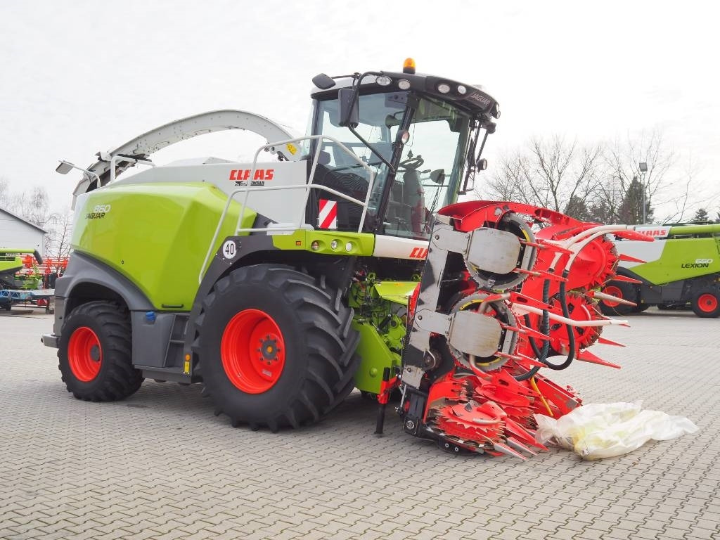 Claas Jaguar 860 4WD + Kemper 360 Plus - Hakselaar: afbeelding 4 Claas Jaguar 860 4WD + Kemper 360 Plus - Hakselaar: afbeelding 4