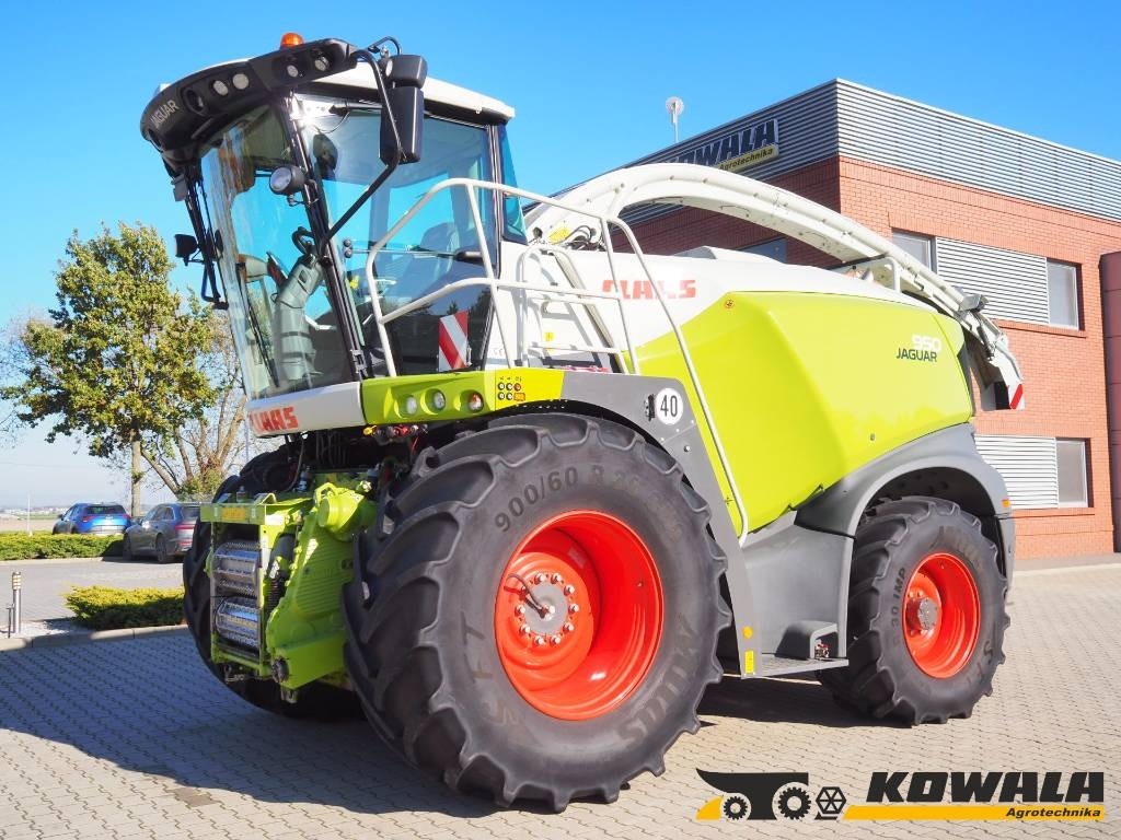Claas Jaguar 950 4x4 - Hakselaar: afbeelding 1 Claas Jaguar 950 4x4 - Hakselaar: afbeelding 1