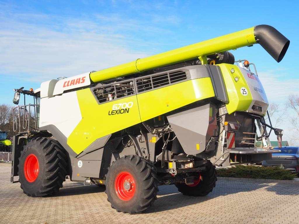 Claas Lexion 6700 + V930 - Maaidorser: afbeelding 2 Claas Lexion 6700 + V930 - Maaidorser: afbeelding 2