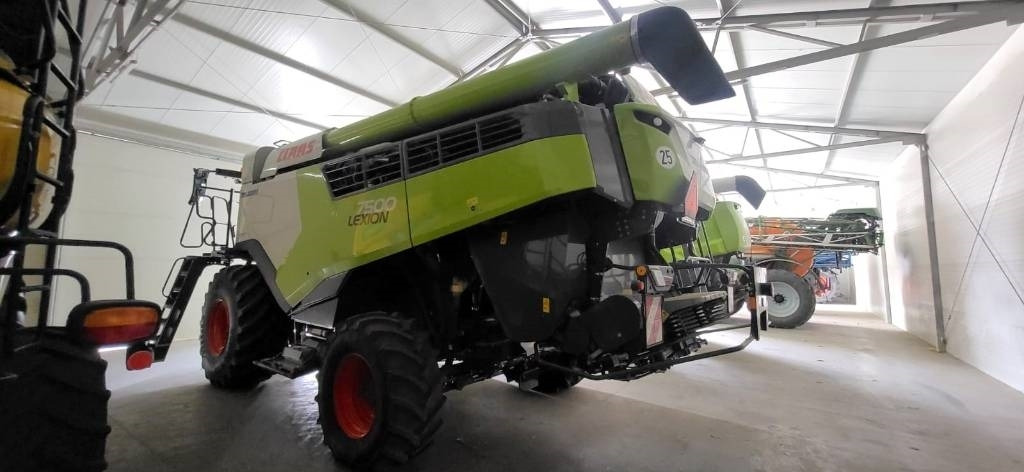 Claas Lexion 7500 + V930 - Maaidorser: afbeelding 3 Claas Lexion 7500 + V930 - Maaidorser: afbeelding 3