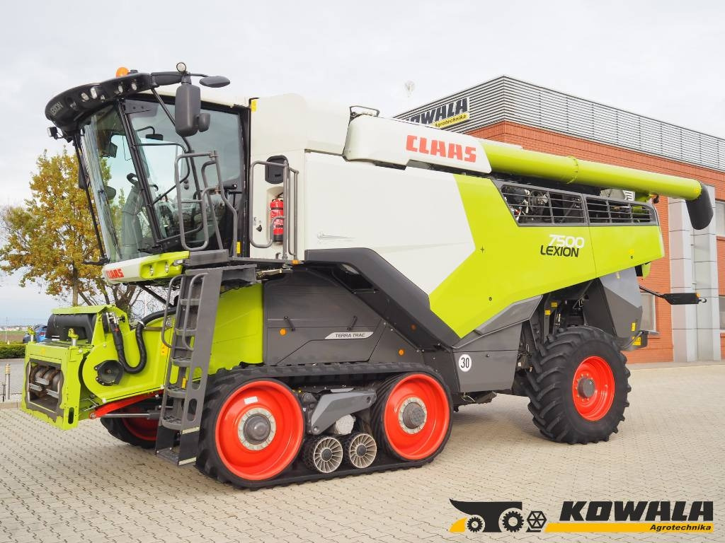 Claas Lexion 7500TT GPS + V930 - Maaidorser: afbeelding 1 Claas Lexion 7500TT GPS + V930 - Maaidorser: afbeelding 1