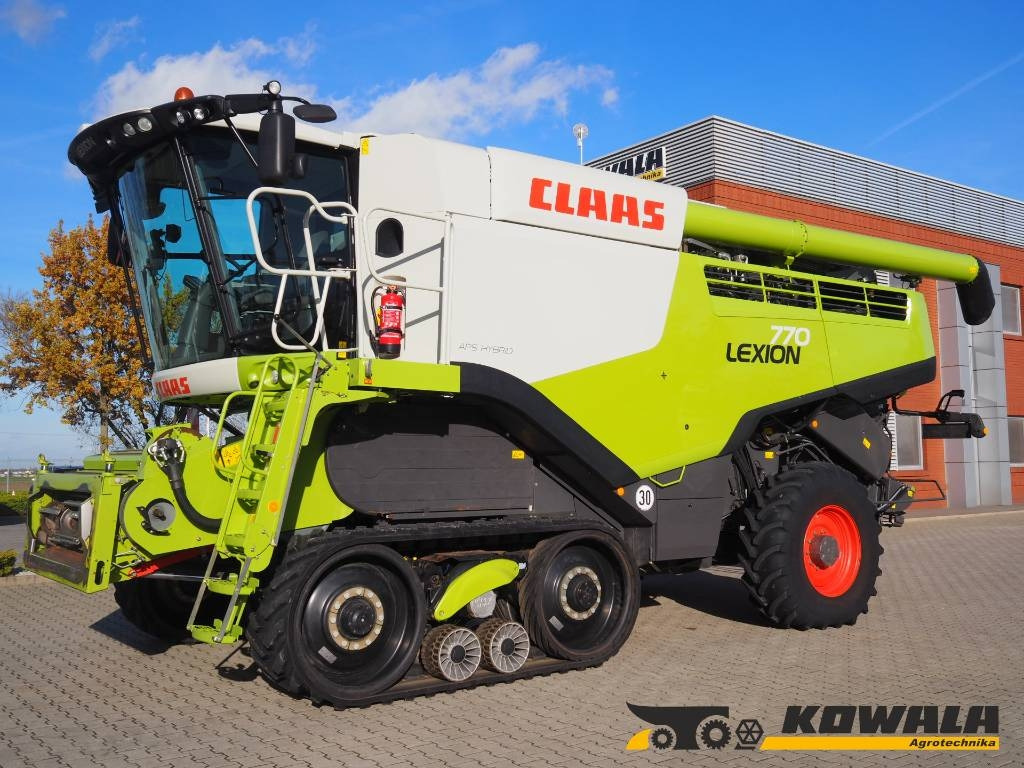 Claas Lexion 770TT 4x4 + V1200 - Maaidorser: afbeelding 1 Claas Lexion 770TT 4x4 + V1200 - Maaidorser: afbeelding 1