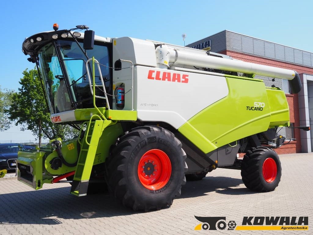 Maaidorser Claas Tucano 570 + V770: afbeelding 1