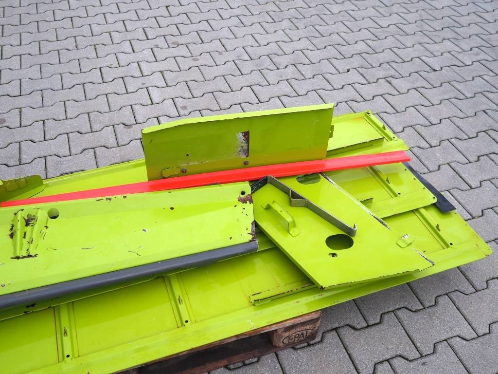 Claas Vario 660 - rapeseed kit - Oogstmachine toebehoor: afbeelding 3 Claas Vario 660 - rapeseed kit - Oogstmachine toebehoor: afbeelding 3