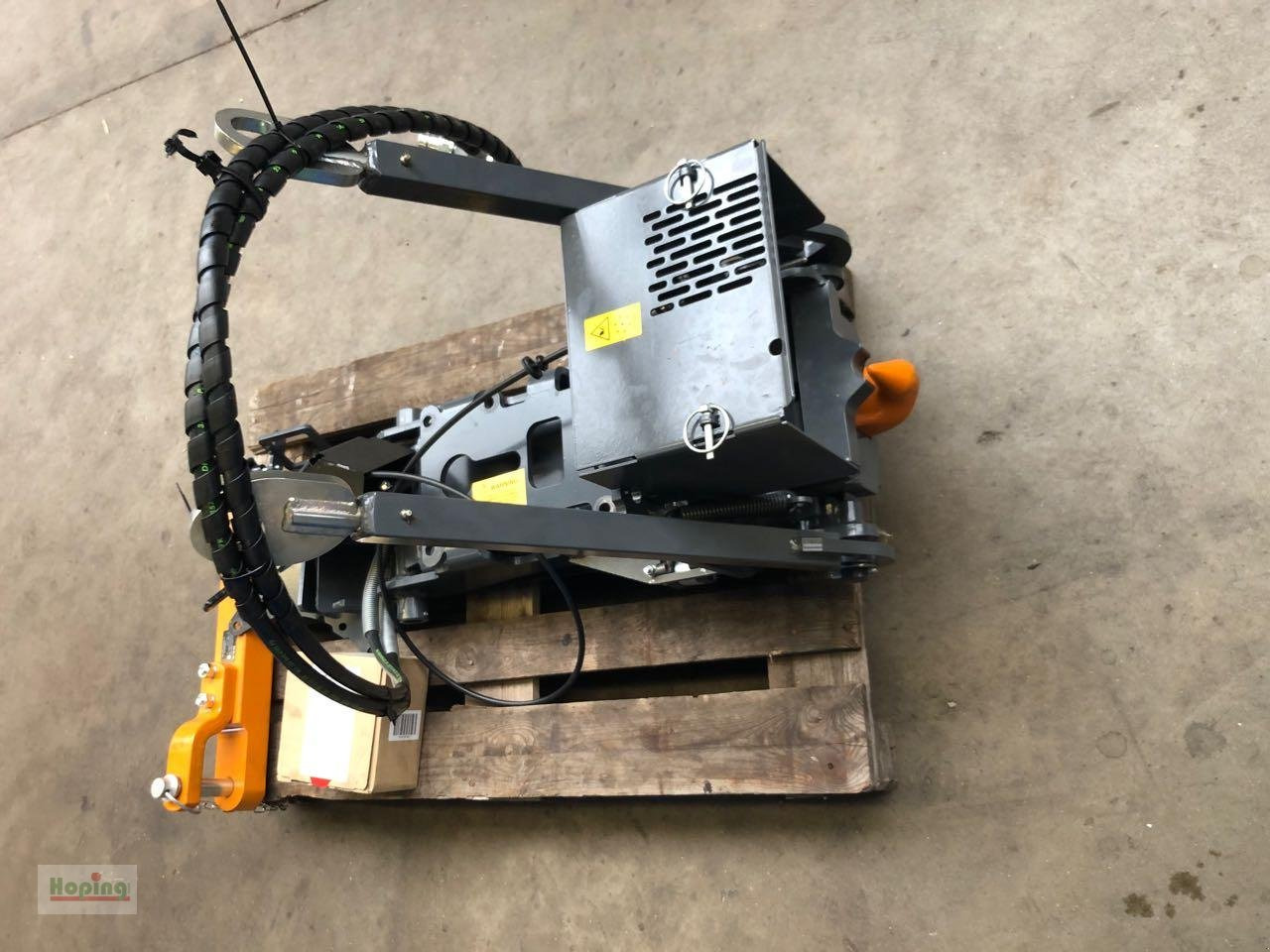 Kubota Dromone passen zu M7 - Aanbouwdeel voor Landbouwmachine: afbeelding 4 Kubota Dromone passen zu M7 - Aanbouwdeel voor Landbouwmachine: afbeelding 4