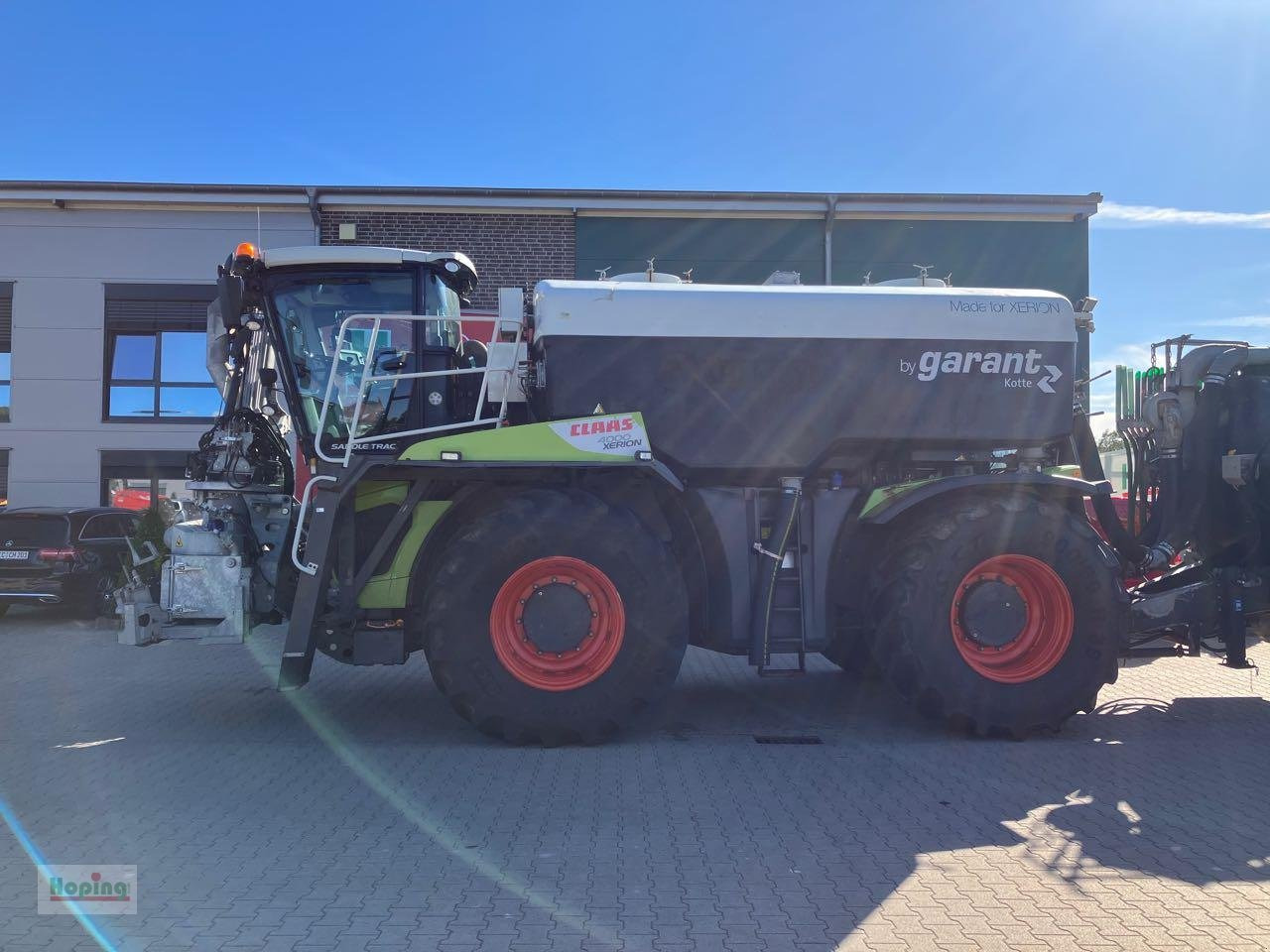 CLAAS Xerion 4000 Saddle Trac Gülletechnik - Tractor: afbeelding 2 CLAAS Xerion 4000 Saddle Trac Gülletechnik - Tractor: afbeelding 2