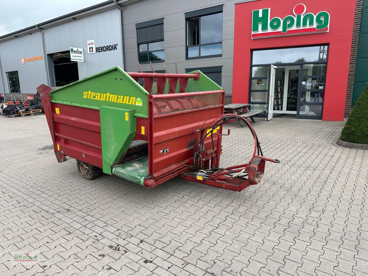 Strautmann Blockverteilwagen - Voermengwagen: afbeelding 2 Strautmann Blockverteilwagen - Voermengwagen: afbeelding 2