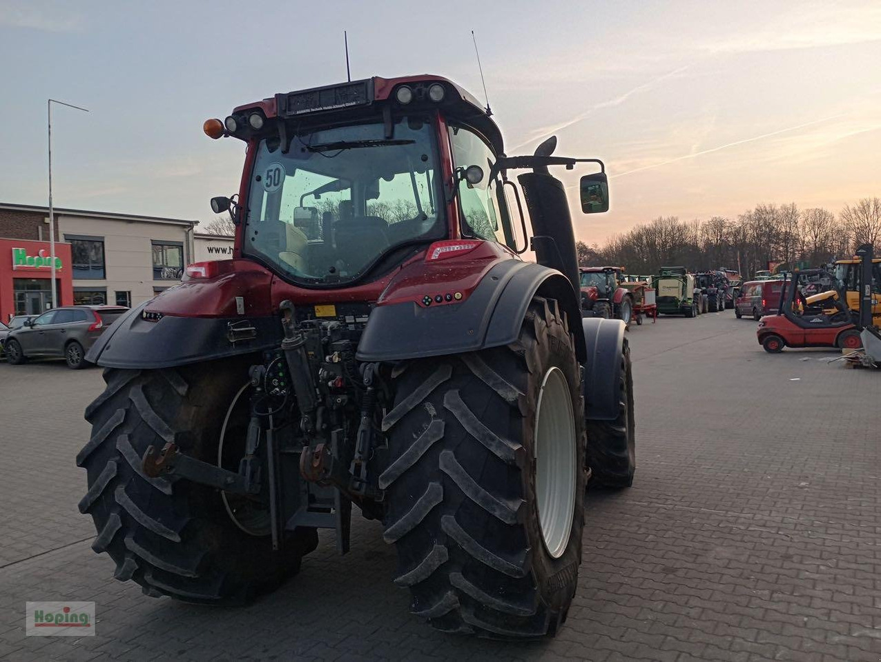 Valtra T 154 V - Tractor: afbeelding 3 Valtra T 154 V - Tractor: afbeelding 3
