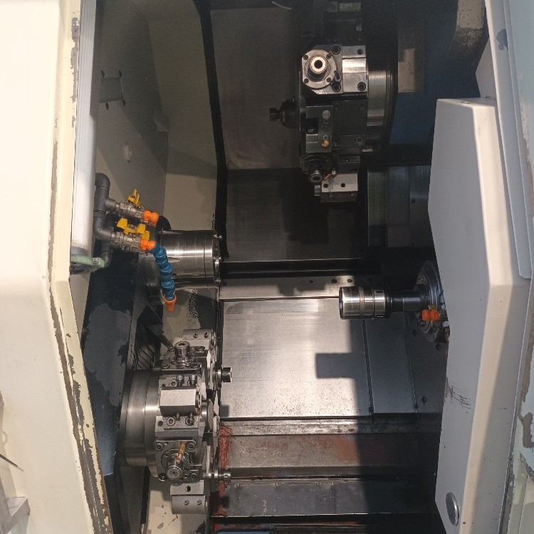 Tornio a controllo numerico Takamaz XY-2000 Mighty - Metaalbewerkingsmachine: afbeelding 2 Tornio a controllo numerico Takamaz XY-2000 Mighty - Metaalbewerkingsmachine: afbeelding 2