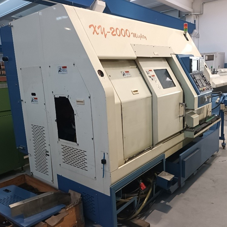 Tornio a controllo numerico Takamaz XY-2000 Mighty - Metaalbewerkingsmachine: afbeelding 1 Tornio a controllo numerico Takamaz XY-2000 Mighty - Metaalbewerkingsmachine: afbeelding 1