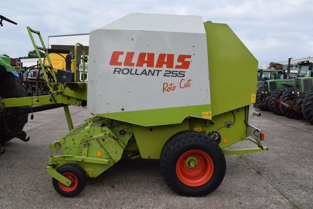 CLAAS Rollant 255 RC - Ronde balenpers: afbeelding 1 CLAAS Rollant 255 RC - Ronde balenpers: afbeelding 1