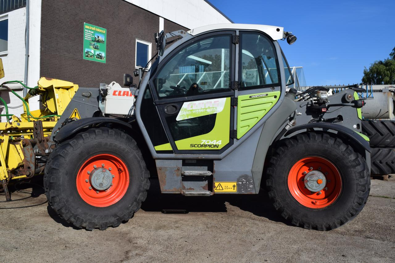 CLAAS SCORPION 7044 - Verreiker: afbeelding 2 CLAAS SCORPION 7044 - Verreiker: afbeelding 2