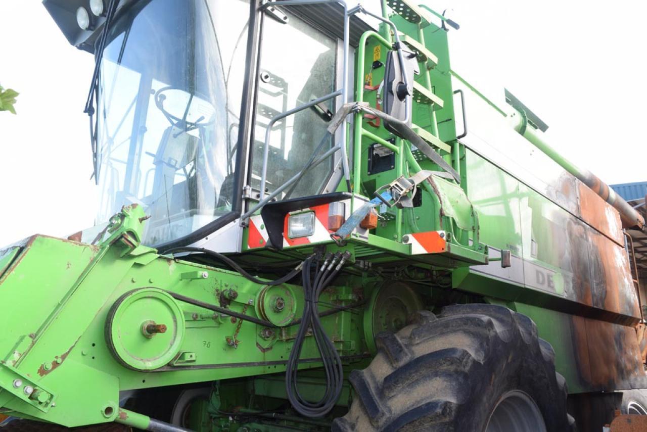 Deutz-Fahr 4075 - Brandschaden - Maaidorser: afbeelding 2 Deutz-Fahr 4075 - Brandschaden - Maaidorser: afbeelding 2