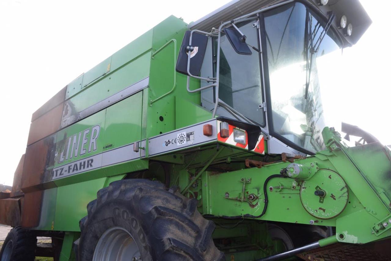 Deutz-Fahr 4075 - Brandschaden - Maaidorser: afbeelding 1 Deutz-Fahr 4075 - Brandschaden - Maaidorser: afbeelding 1