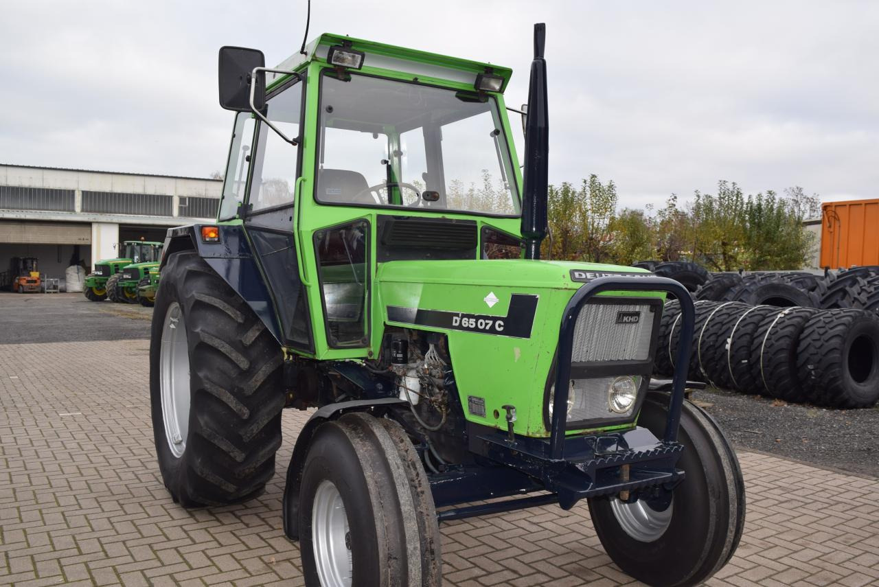 Deutz-Fahr D6507 C - Tractor: afbeelding 2 Deutz-Fahr D6507 C - Tractor: afbeelding 2