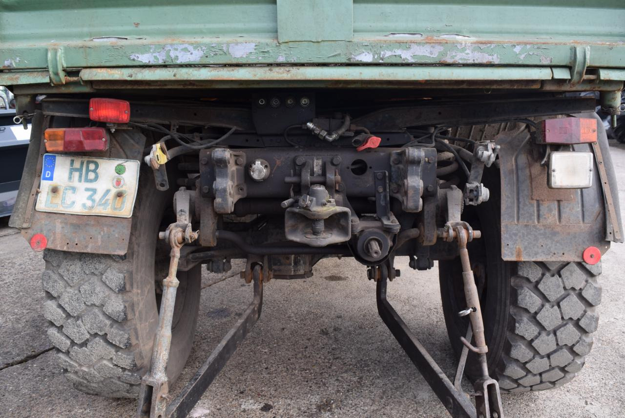 Mercedes-Benz Unimog U 1200 - Gemeentelijke machine/ Speciaal: afbeelding 5 Mercedes-Benz Unimog U 1200 - Gemeentelijke machine/ Speciaal: afbeelding 5