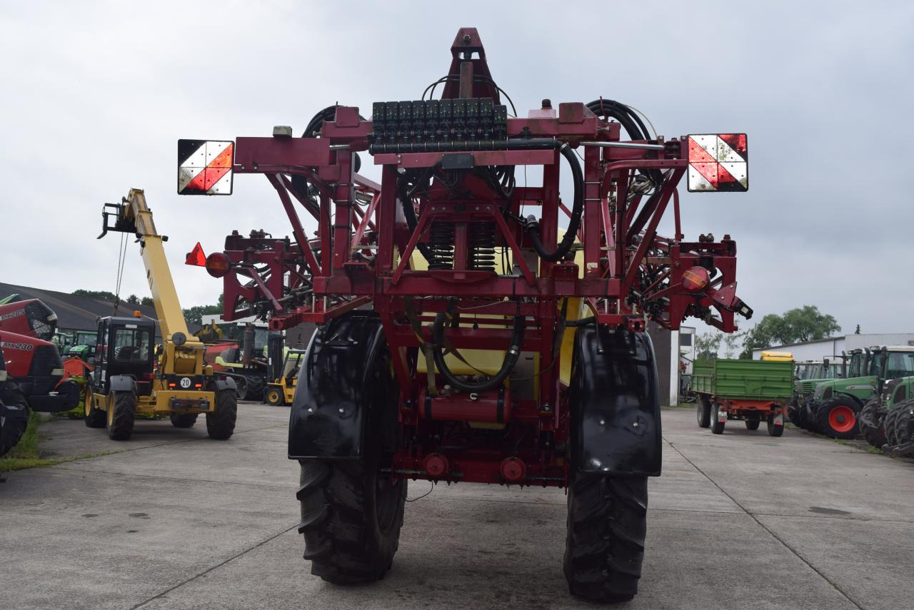 Hardi Commander 6600 i - Getrokken veldspuit: afbeelding 4 Hardi Commander 6600 i - Getrokken veldspuit: afbeelding 4