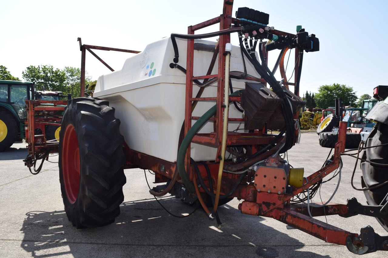 Holder N250 - Getrokken veldspuit: afbeelding 4 Holder N250 - Getrokken veldspuit: afbeelding 4