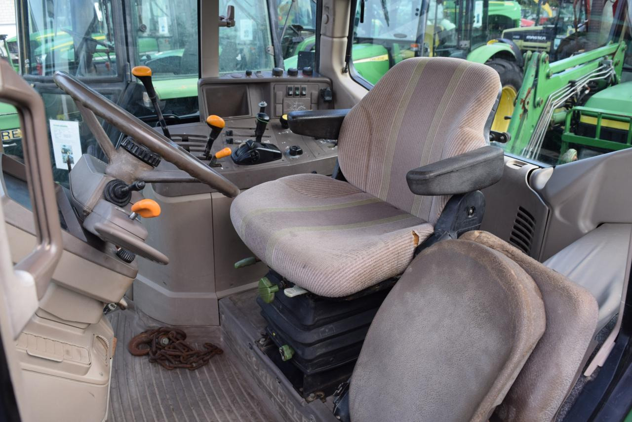 John Deere 6230 - Tractor: afbeelding 4 John Deere 6230 - Tractor: afbeelding 4