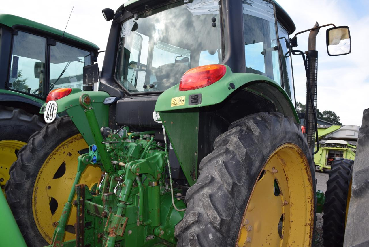 John Deere 6230 - Tractor: afbeelding 3 John Deere 6230 - Tractor: afbeelding 3