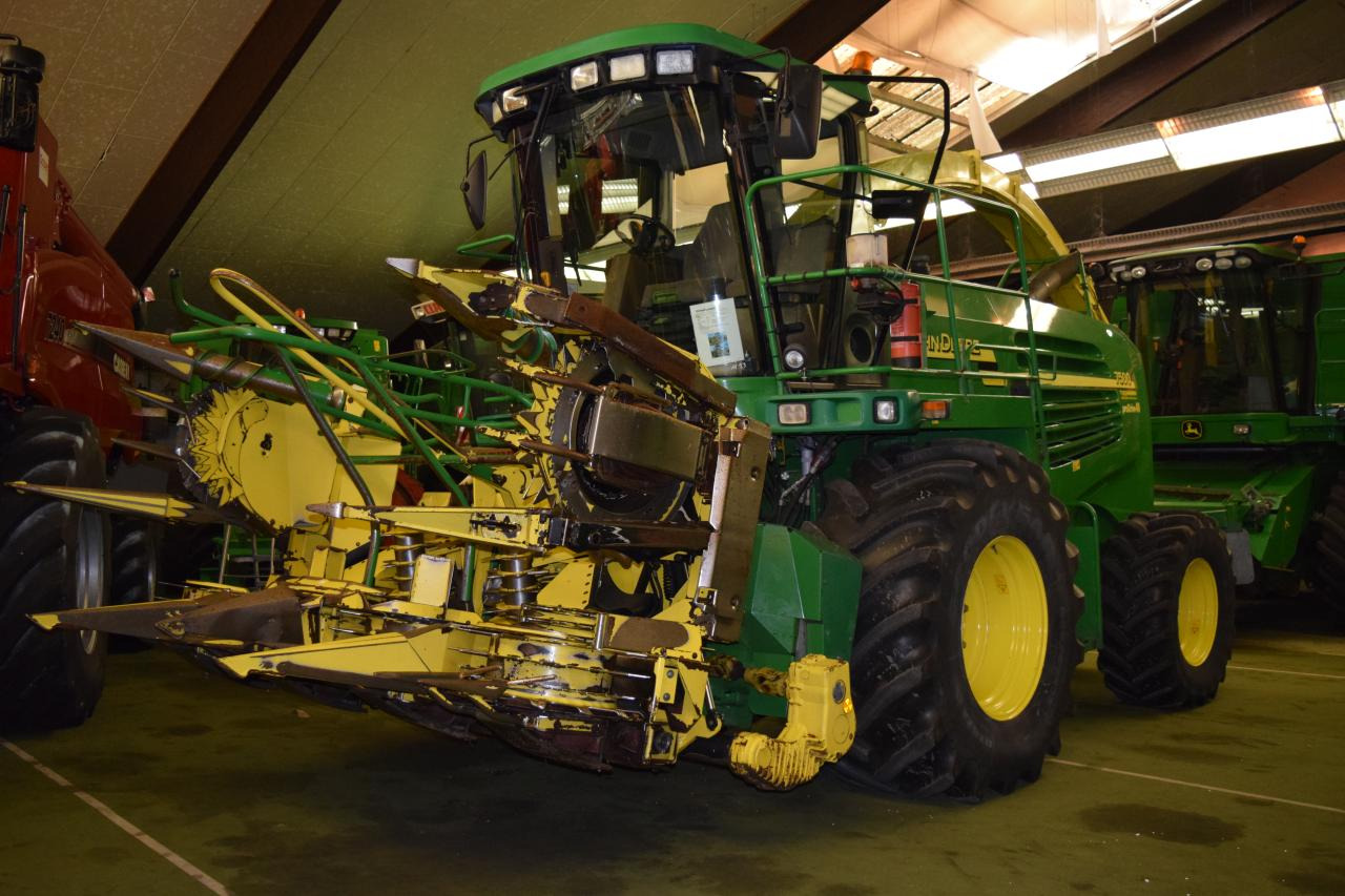 John Deere 7400 - Hakselaar: afbeelding 3 John Deere 7400 - Hakselaar: afbeelding 3
