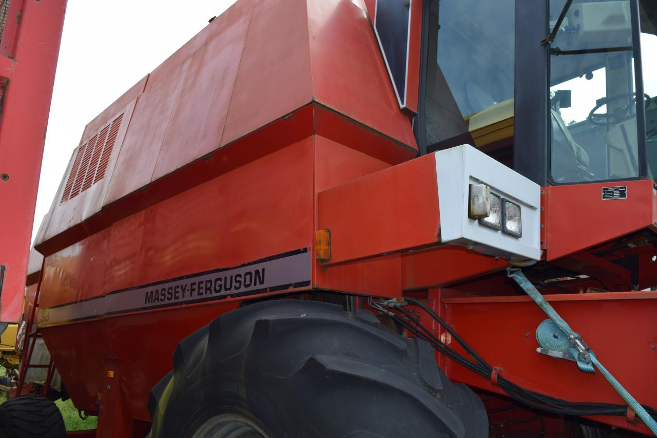 Massey Ferguson MF 38 - Maaidorser: afbeelding 3 Massey Ferguson MF 38 - Maaidorser: afbeelding 3