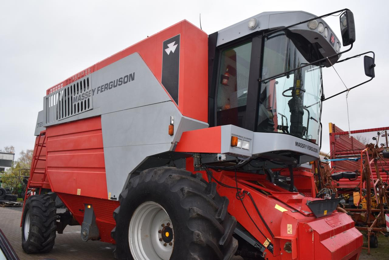 Massey Ferguson MF 7256 - Maaidorser: afbeelding 1 Massey Ferguson MF 7256 - Maaidorser: afbeelding 1