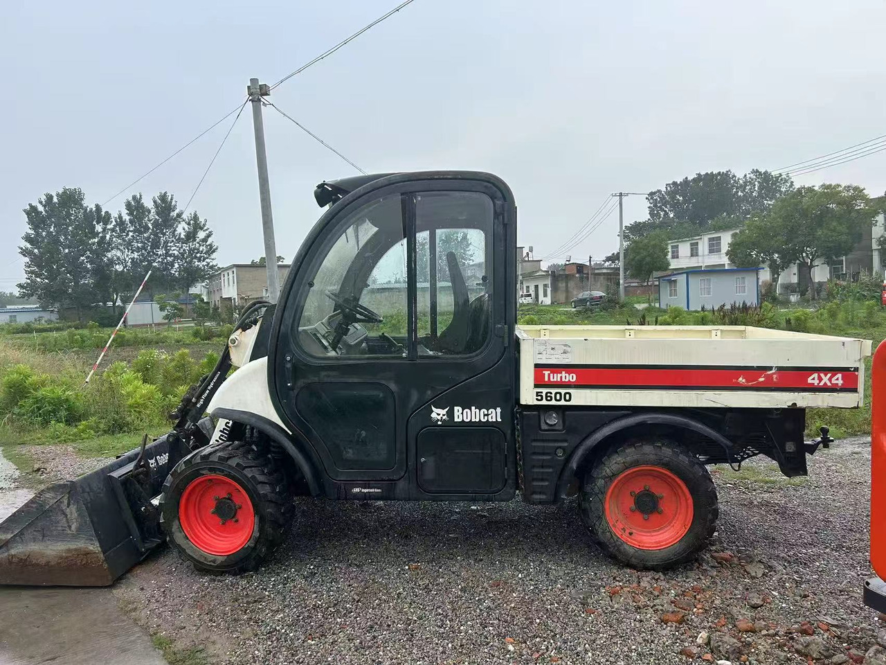 BOBCAT 5600 Toolcat - Schranklader: afbeelding 1 BOBCAT 5600 Toolcat - Schranklader: afbeelding 1
